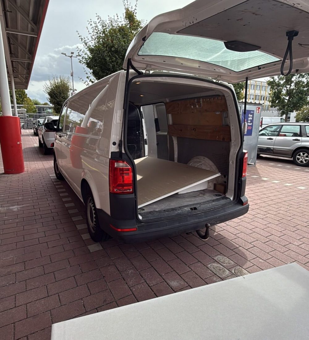 0E63E57B-4788-4296-888E-F019336C06C5